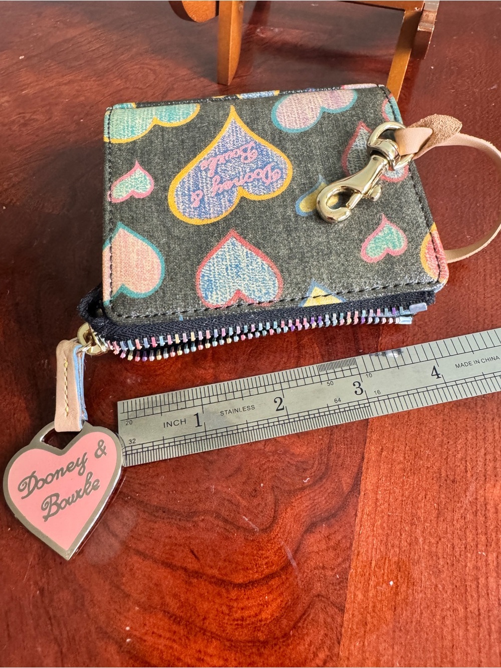 Dooney & Bourke Wallet Multi-Color Heart ID Y2K Vintage - Picture 3 of 6